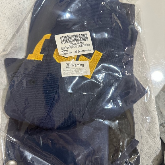 FBI Costume - Picture 2 of 7